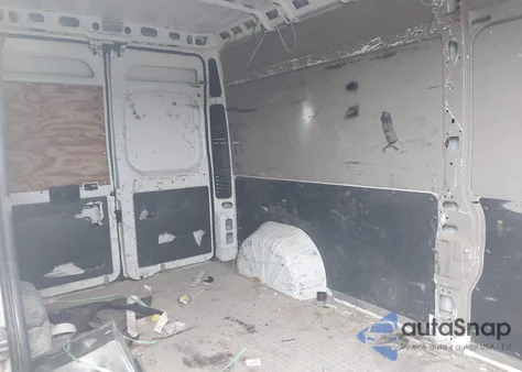 2015 Ram Promaster 2500 High Roof из США, поврежденный, VIN 3C6TRVDDXFE509615